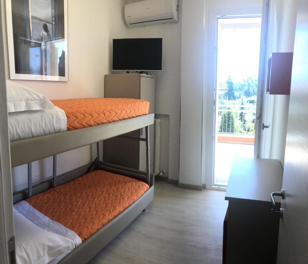 Residenza Verdemare Misano Adriatico Exterior photo
